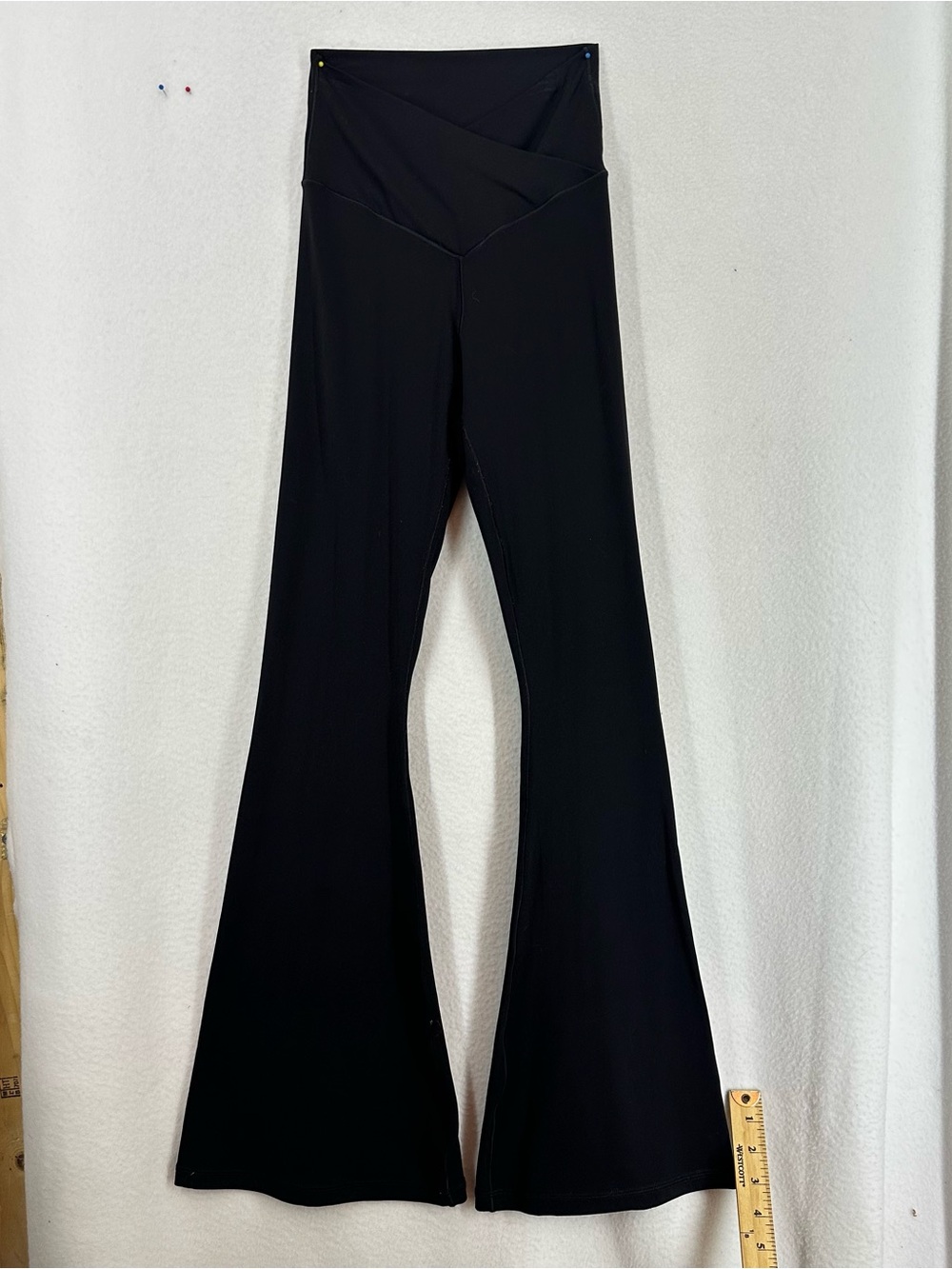 Aerie Real‎ Me High Waist Crossover Flare Leggings Small Black